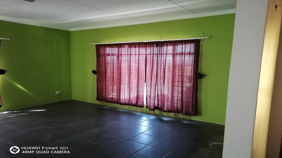 3 Bedroom Property for Sale in Oranjeville Free State
